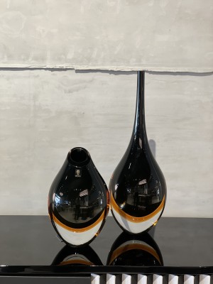 Gardeco - Drop vase S2 / Black & amber