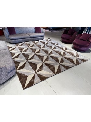 Geometric carpet 300x300 