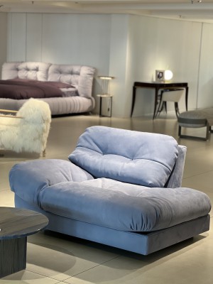 Milano chaise lounge