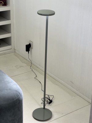 Oblique floor lamp - Sage