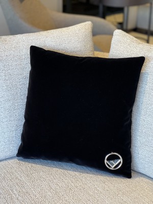Fendi - Cushion 50x50 w/ F is Fendi logo