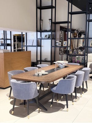 Astrum dining table + 8 Colette leather chairs