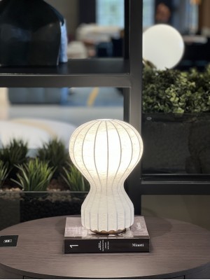 Gatto Piccolo table lamp